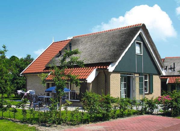 Ferienhaus Holland mit Pool De Koog 6 Personen - Haus und Terrasse